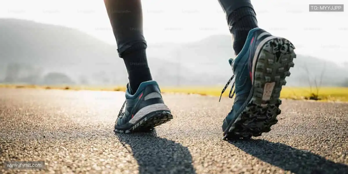 📺 实时解说，带你沉浸式感受赛场心跳！